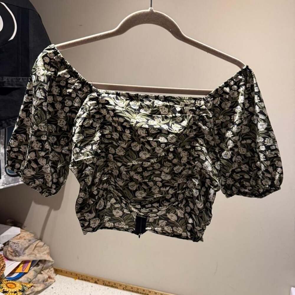 SHEIN Floral Off-The-Shoulder Ruched Crop Top